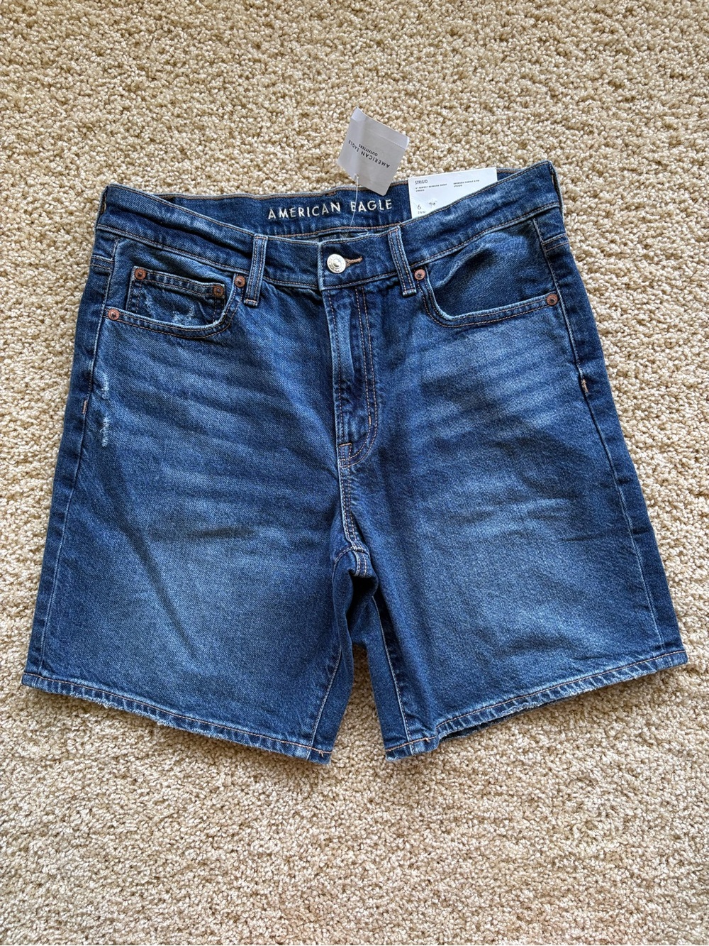 NWT American Eagle Strigid High Rise 8" Perfect Bermuda Denim Shorts Size 6 28W